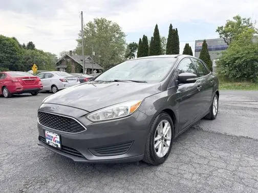 2016 Ford Focus SE FWD photo