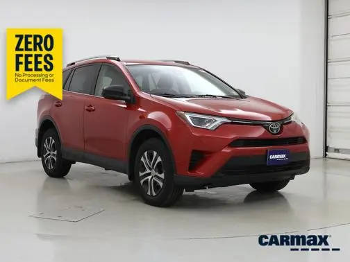 2017 Toyota RAV4 LE AWD photo