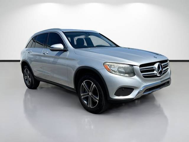 2017 Mercedes-Benz GLC-Class GLC 300 RWD photo