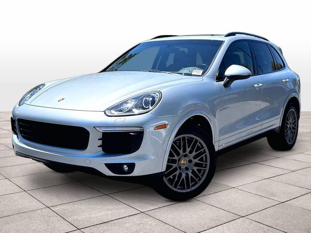 2017 Porsche Cayenne Platinum Edition AWD photo