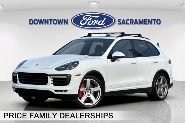 2017 Porsche Cayenne Turbo AWD photo