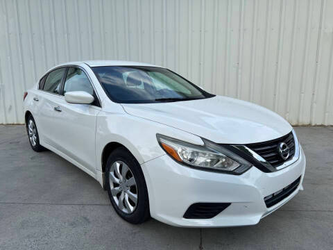 2017 Nissan Altima 2.5 S FWD photo