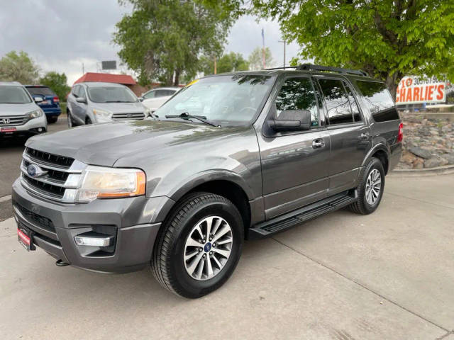 2017 Ford Expedition XLT 4WD photo