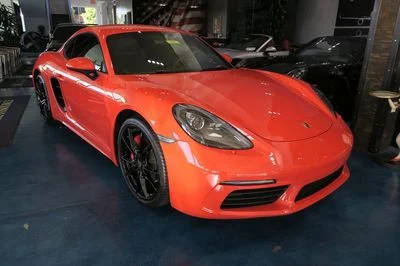 2017 Porsche Cayman S RWD photo