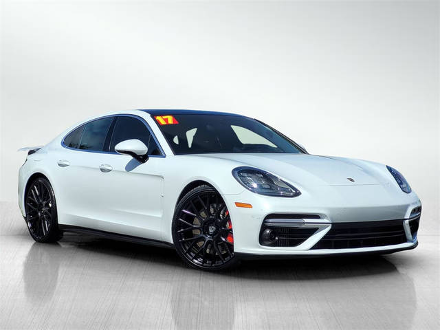 2017 Porsche Panamera Turbo AWD photo