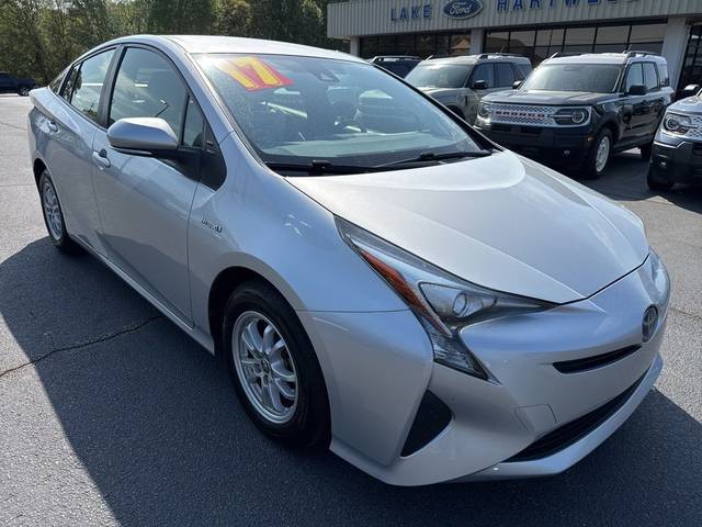2017 Toyota Prius Two FWD photo