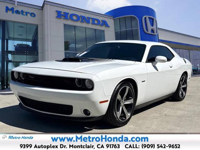 2016 Dodge Challenger R/T Plus Shaker RWD photo