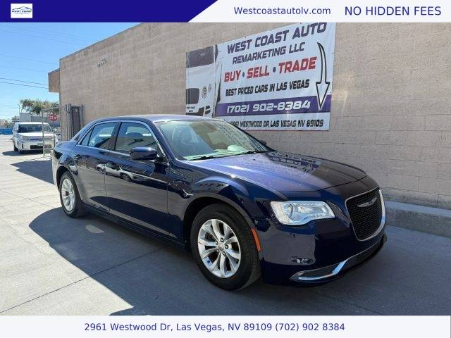 2016 Chrysler 300 Limited RWD photo