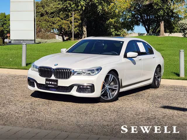 2017 BMW 7 Series 750i RWD photo