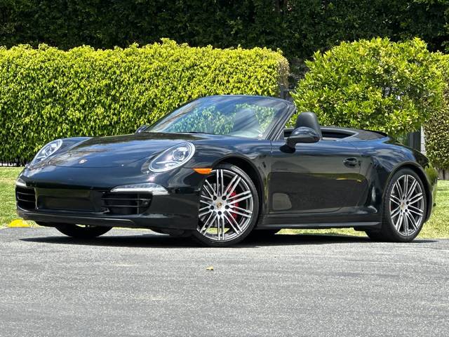 2015 Porsche 911 Carrera 4S AWD photo