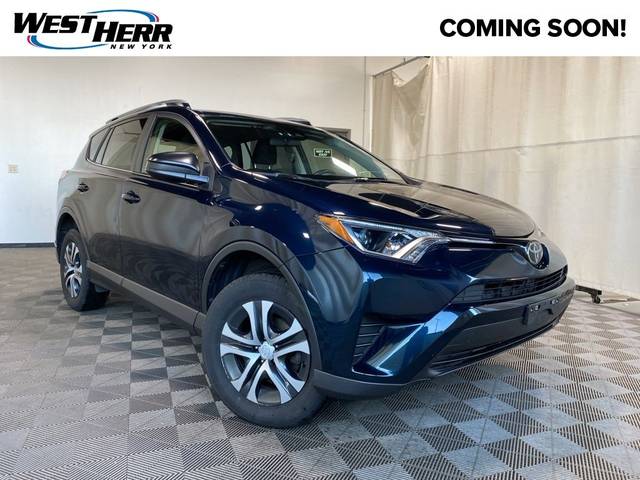 2017 Toyota RAV4 LE AWD photo