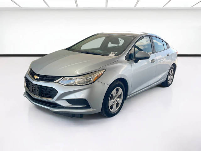 2017 Chevrolet Cruze LS FWD photo