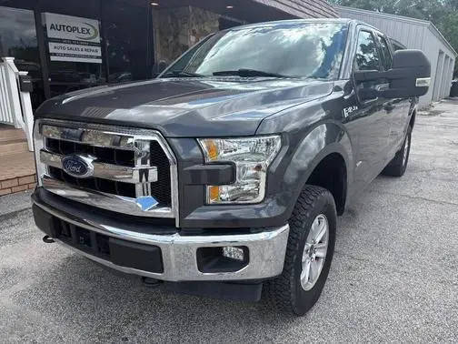 2017 Ford F-150 XLT 4WD photo