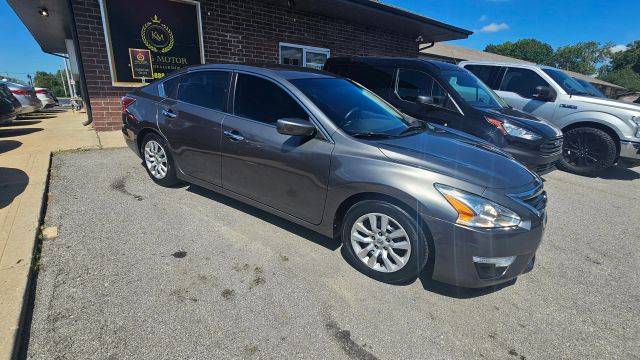 2015 Nissan Altima 2.5 S FWD photo