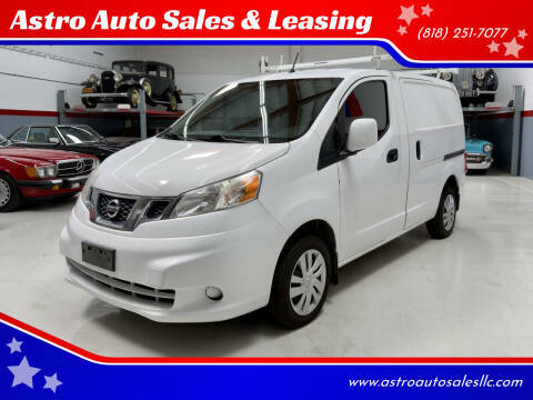 2017 Nissan NV200 SV FWD photo