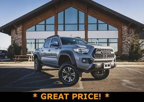 2017 Toyota Tacoma TRD Sport 4WD photo
