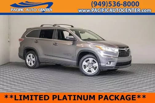 2016 Toyota Highlander Limited Platinum FWD photo