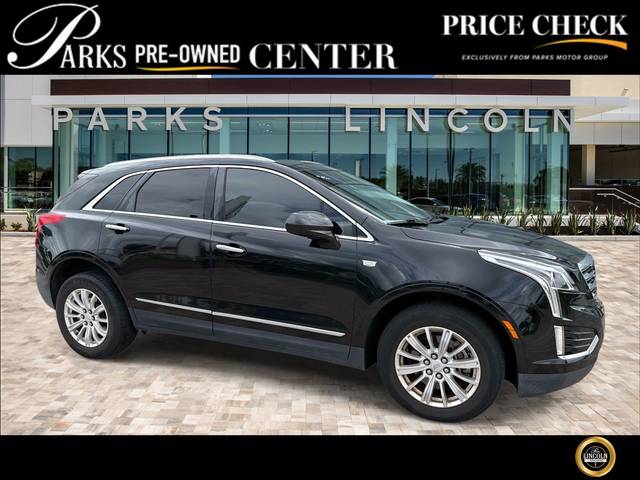 2017 Cadillac XT5 FWD FWD photo