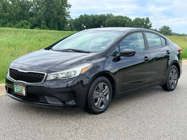 2017 Kia Forte LX FWD photo