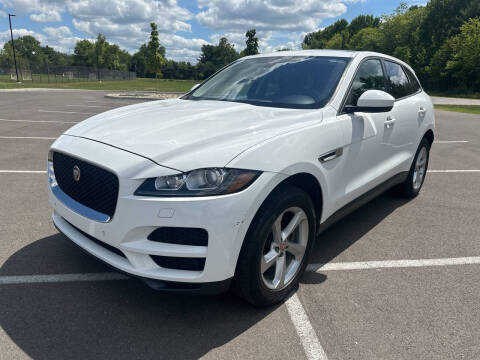 2017 Jaguar F-Pace 20d Premium AWD photo