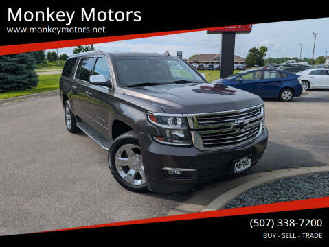 2017 Chevrolet Suburban Premier 4WD photo