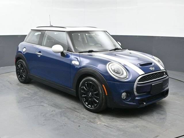 2017 MINI Hardtop 2 Door Cooper S FWD photo