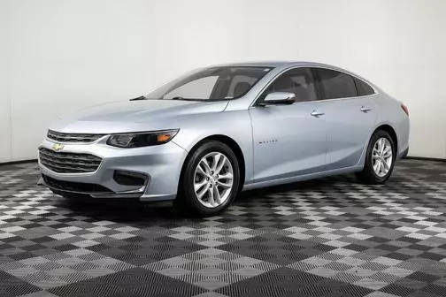 2017 Chevrolet Malibu LT FWD photo