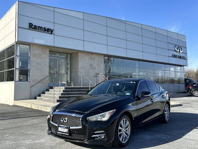 2017 Infiniti Q50 3.0t Premium AWD photo