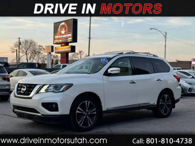 2017 Nissan Pathfinder Platinum 4WD photo