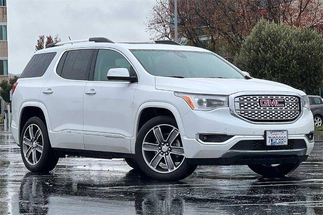 2017 GMC Acadia Denali AWD photo