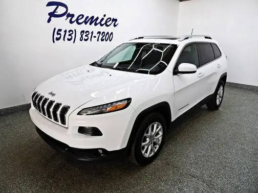 2017 Jeep Cherokee Latitude 4WD photo