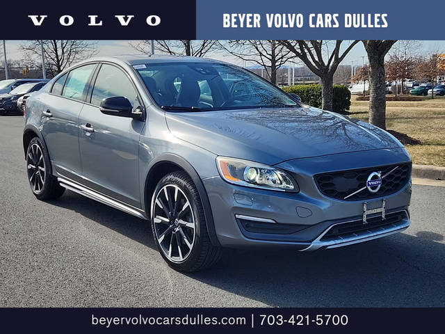 2016 Volvo S60 Cross Country T5 Platinum AWD photo