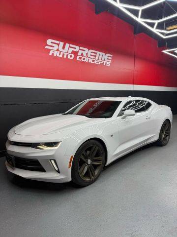 2017 Chevrolet Camaro 2LT RWD photo