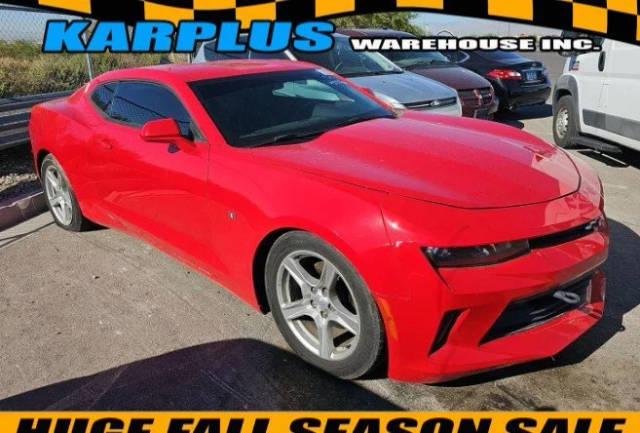 2017 Chevrolet Camaro 1LT RWD photo