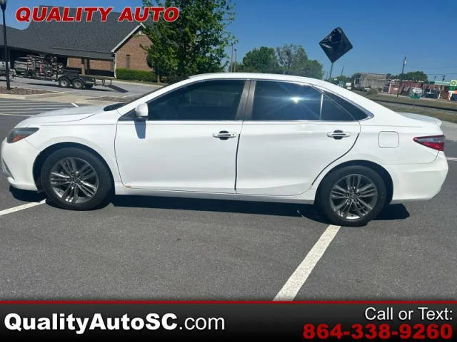 2017 Toyota Camry LE FWD photo