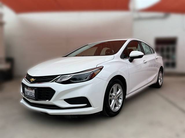 2017 Chevrolet Cruze LT FWD photo