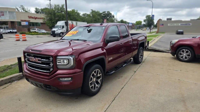 2017 GMC Sierra 1500 SLT 4WD photo
