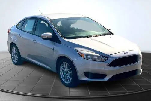 2016 Ford Focus SE FWD photo
