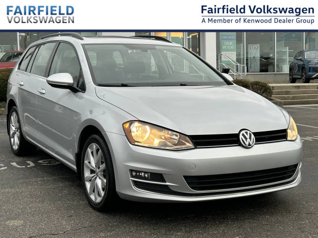 2017 Volkswagen Golf SportWagen SE FWD photo