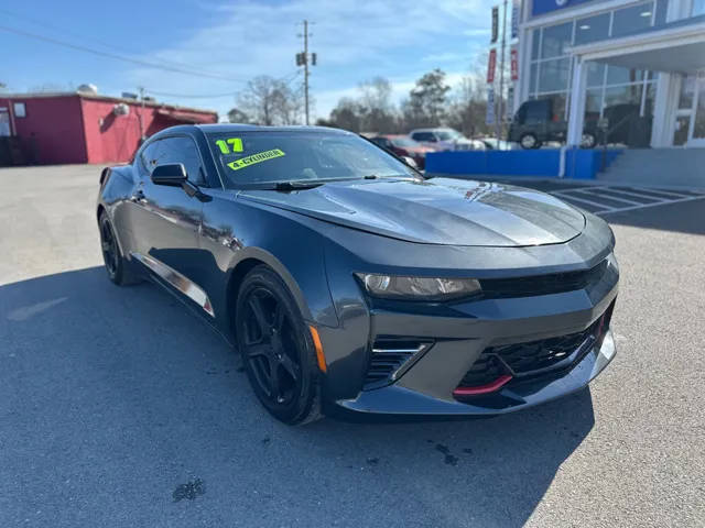 2017 Chevrolet Camaro 1LT RWD photo