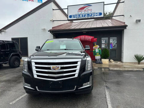 2016 Cadillac Escalade Luxury Collection RWD photo