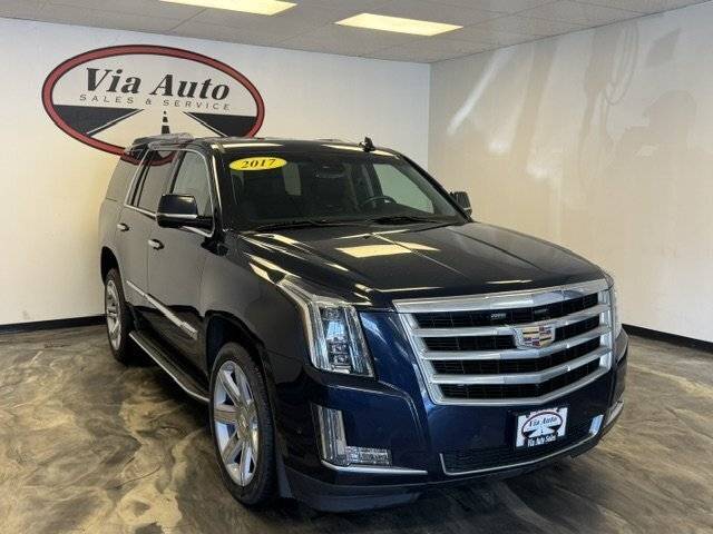 2017 Cadillac Escalade Luxury 4WD photo