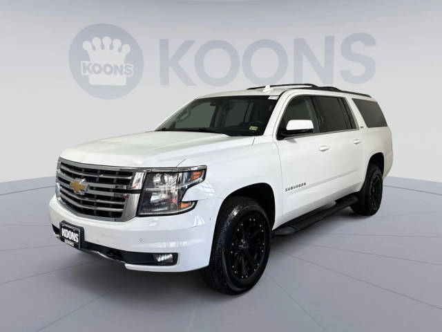 2017 Chevrolet Suburban LT 4WD photo