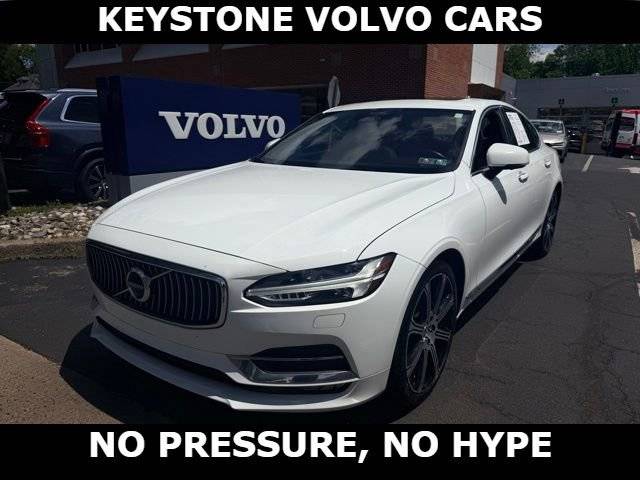 2017 Volvo S90 Inscription AWD photo