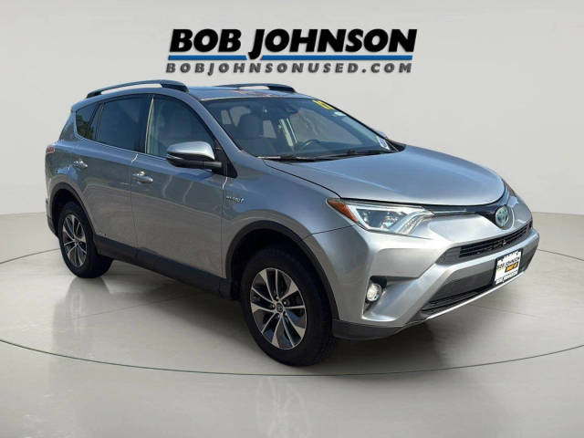 2017 Toyota RAV4 LE Plus AWD photo