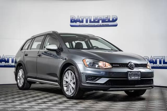 2017 Volkswagen Golf Alltrack SE AWD photo