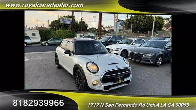 2017 MINI Hardtop 4 Door Cooper S FWD photo