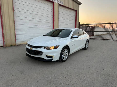 2017 Chevrolet Malibu LT FWD photo