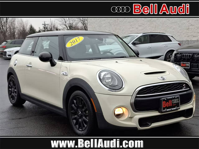 2017 MINI Hardtop 2 Door Cooper S FWD photo