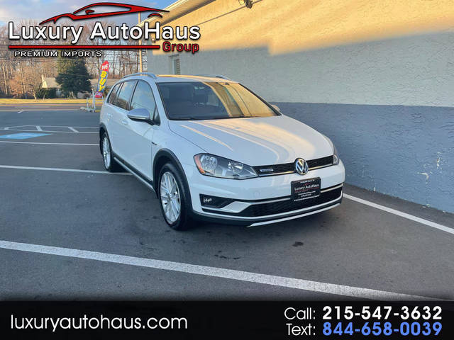 2017 Volkswagen Golf Alltrack S AWD photo